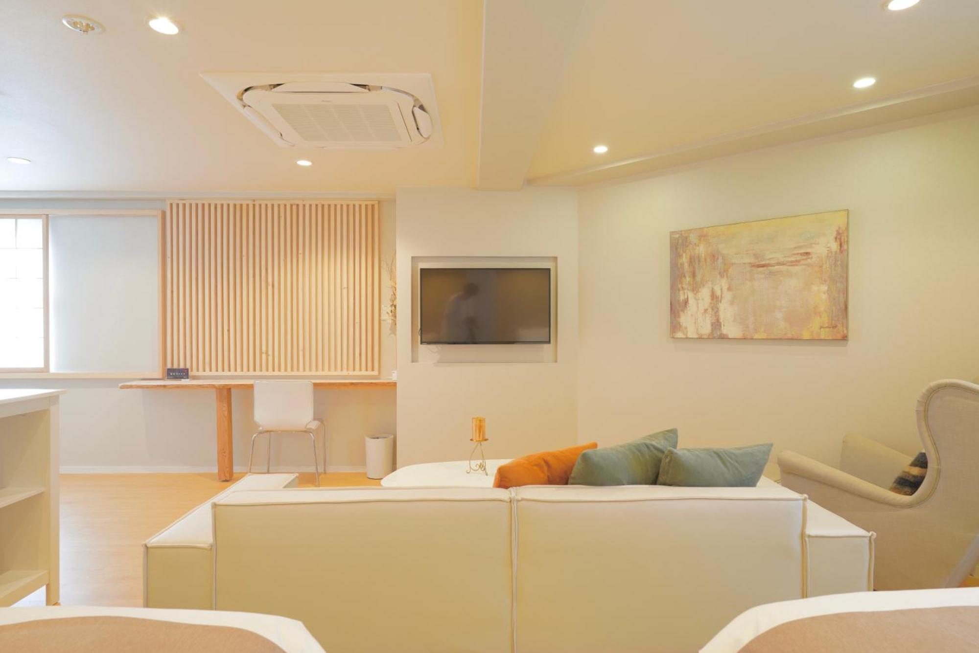 Senlax Inn Osaka Exterior photo